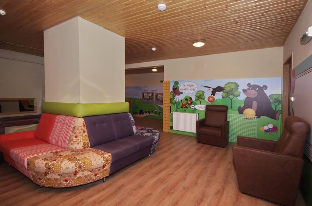 Aqua Hotel Gyula Eksteriør billede